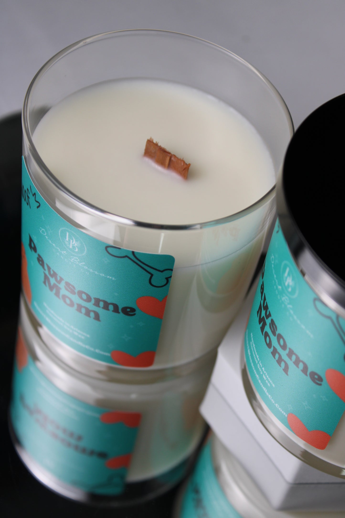 Pawsome Mom Candle