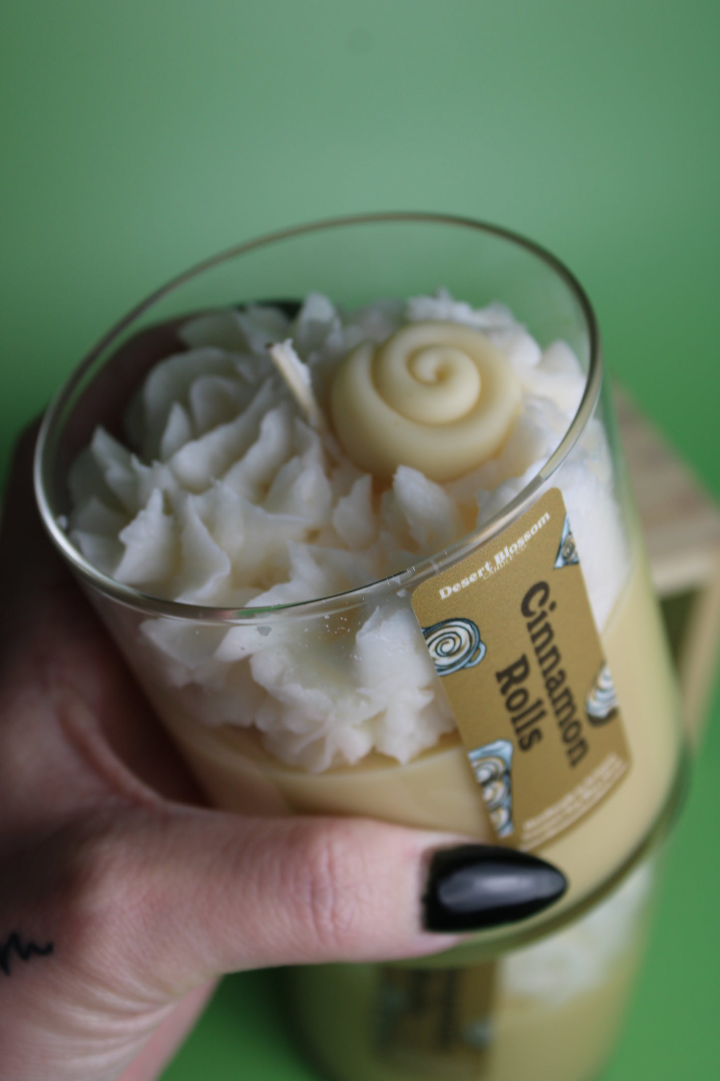 Cinnamon Rolls Candle