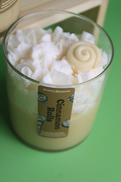 Cinnamon Rolls Candle