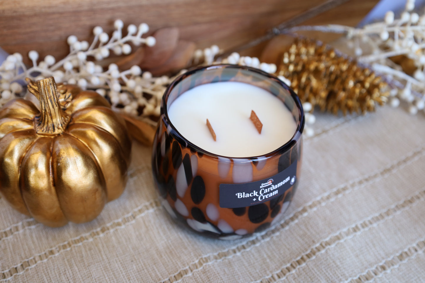 Black Cardamom & Cream | 16 oz Tortoise Shell Candle